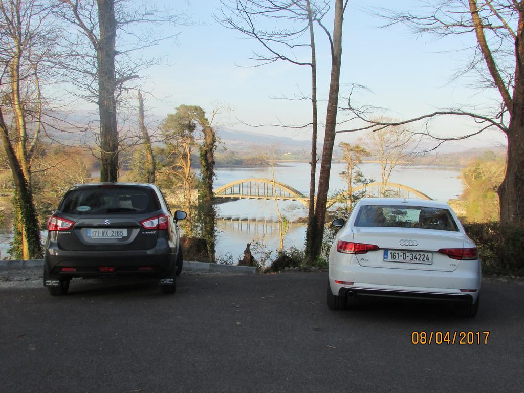 Hotel Watersedge Seaviews Kenmare Exteriér fotografie